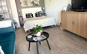 Le Clos Pichot - Studio Avec Balcon, Parking Prive - 5Mn Gare